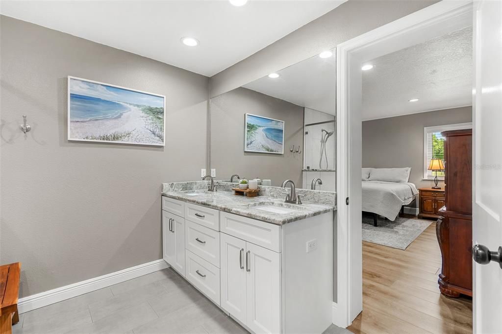 For Sale: $1,300,000 (4 beds, 3 baths, 3072 Square Feet)