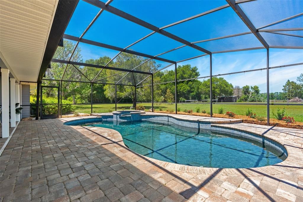 For Sale: $1,300,000 (4 beds, 3 baths, 3072 Square Feet)