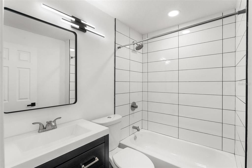 В аренду: $2,400 (4 спален, 2 ванн, 1600 Квадратных фут)