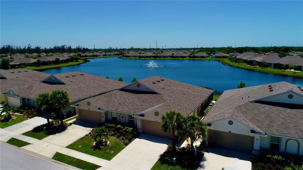 For Sale: $299,900 (2 beds, 2 baths, 1516 Square Feet)