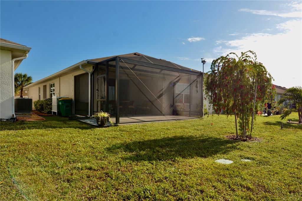 For Sale: $299,900 (2 beds, 2 baths, 1516 Square Feet)