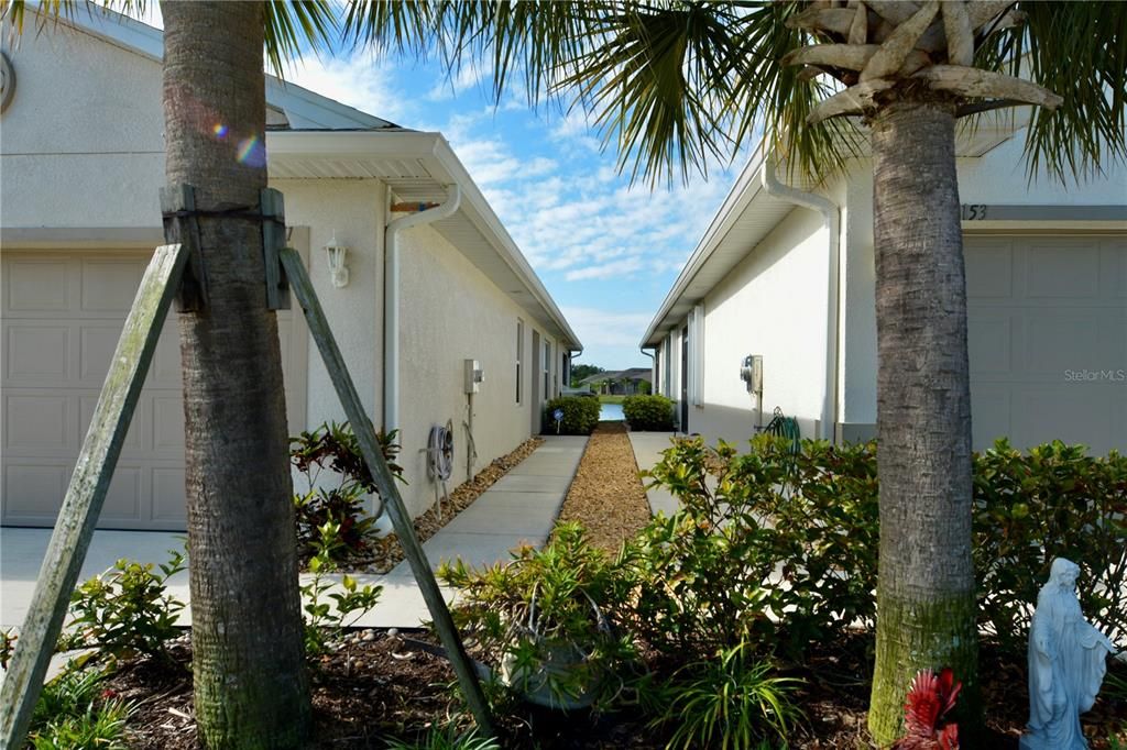 For Sale: $299,900 (2 beds, 2 baths, 1516 Square Feet)