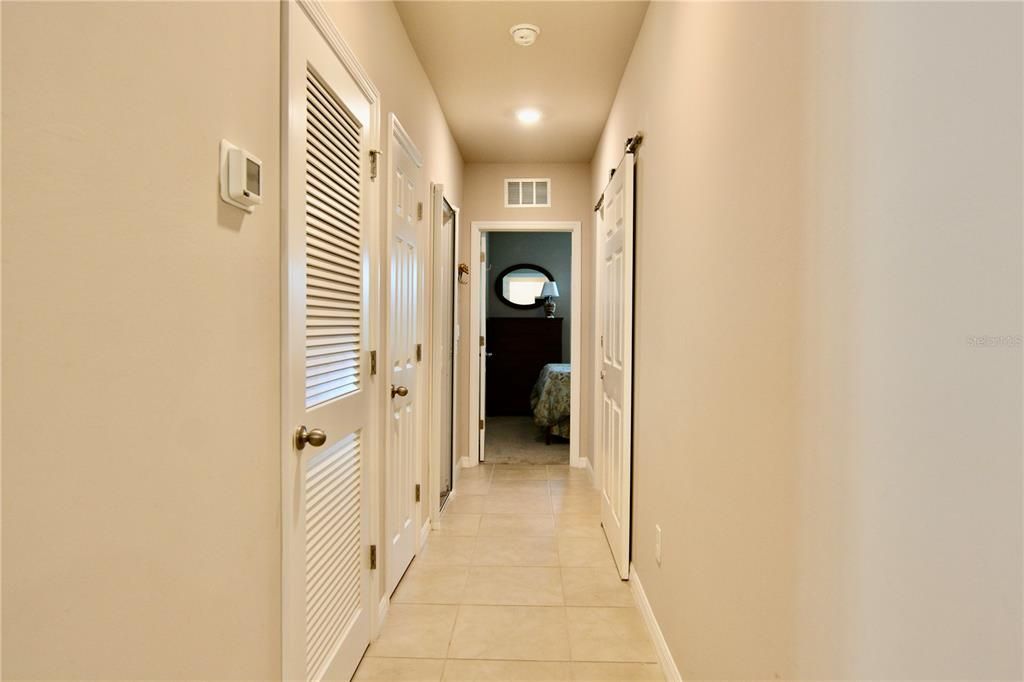 For Sale: $299,900 (2 beds, 2 baths, 1516 Square Feet)