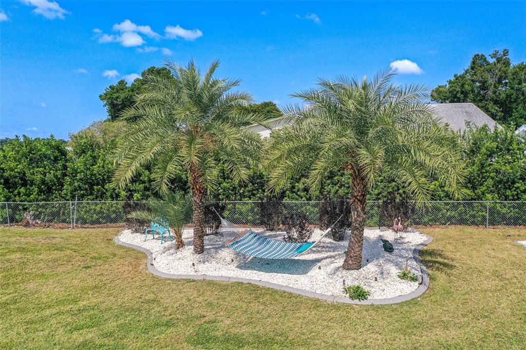 Activo con contrato: $795,000 (3 camas, 3 baños, 2001 Pies cuadrados)