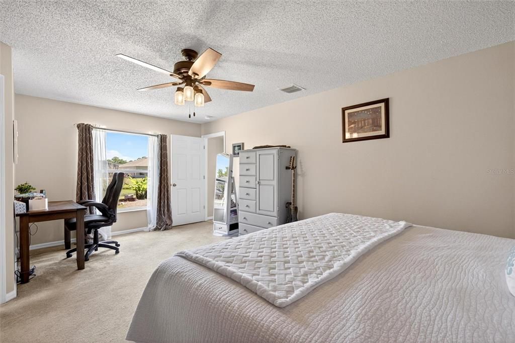 For Sale: $364,900 (3 beds, 2 baths, 2000 Square Feet)
