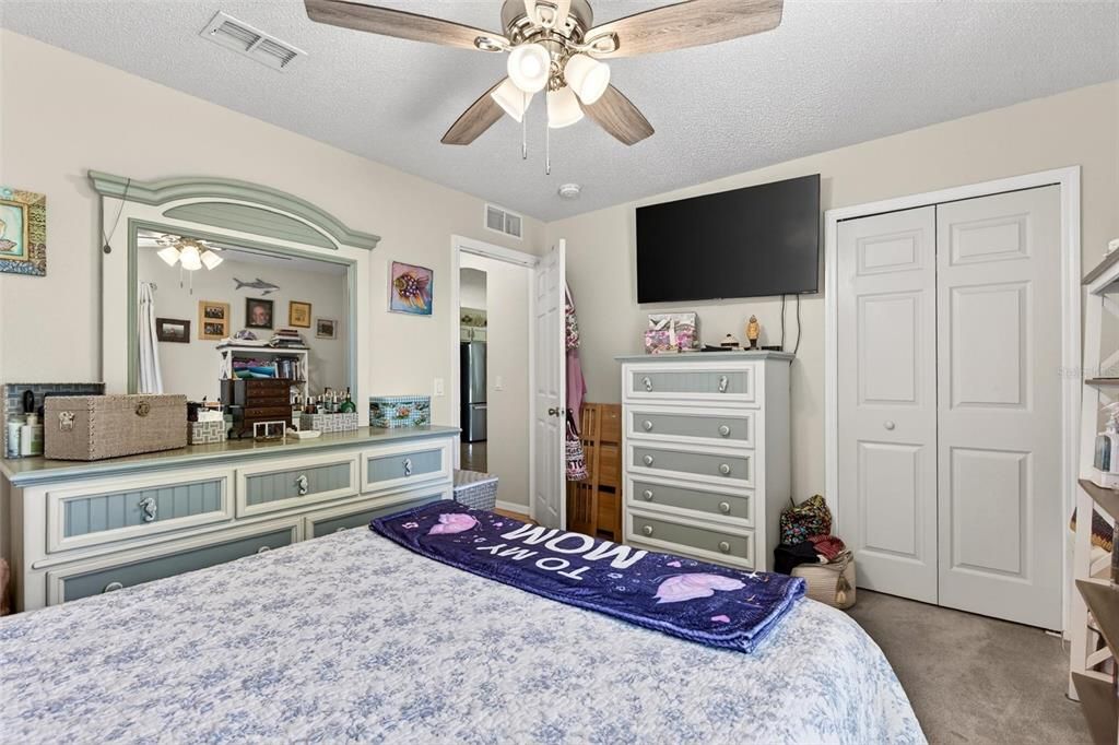 For Sale: $364,900 (3 beds, 2 baths, 2000 Square Feet)