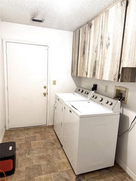 En Venta: $509,000 (3 camas, 2 baños, 1915 Pies cuadrados)