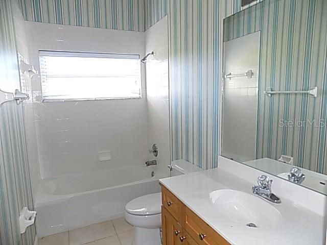Active With Contract: $342,000 (2 beds, 2 baths, 1874 Square Feet)