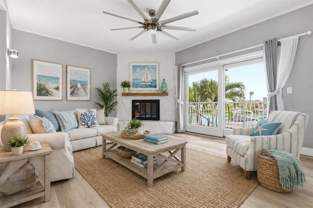 For Sale: $609,000 (2 beds, 2 baths, 1260 Square Feet)