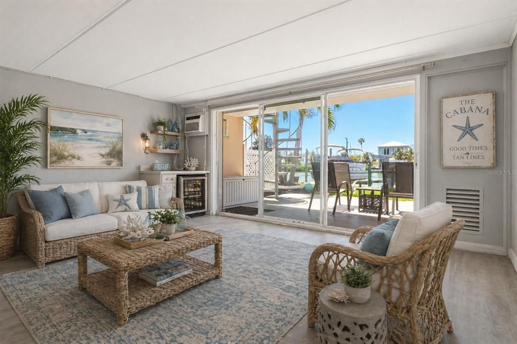 For Sale: $609,000 (2 beds, 2 baths, 1260 Square Feet)