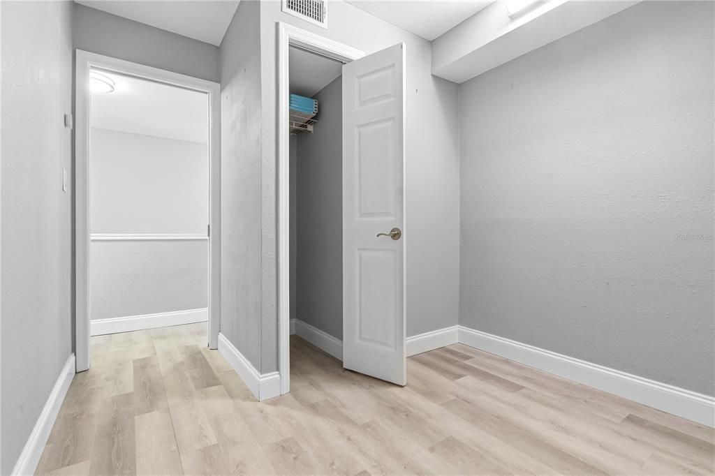For Sale: $609,000 (2 beds, 2 baths, 1260 Square Feet)