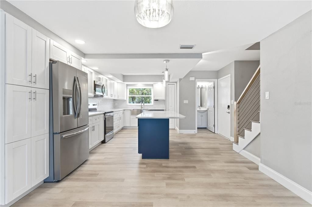 For Sale: $609,000 (2 beds, 2 baths, 1260 Square Feet)