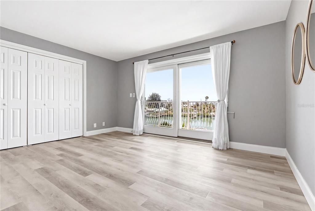 For Sale: $609,000 (2 beds, 2 baths, 1260 Square Feet)