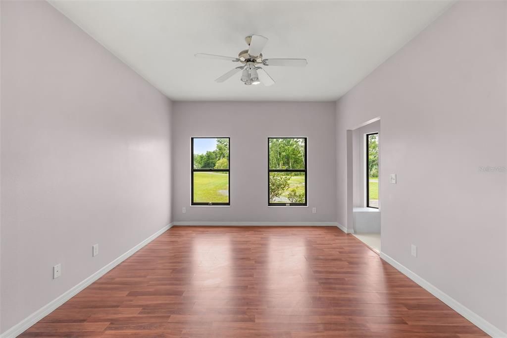 For Sale: $770,000 (4 beds, 2 baths, 2516 Square Feet)