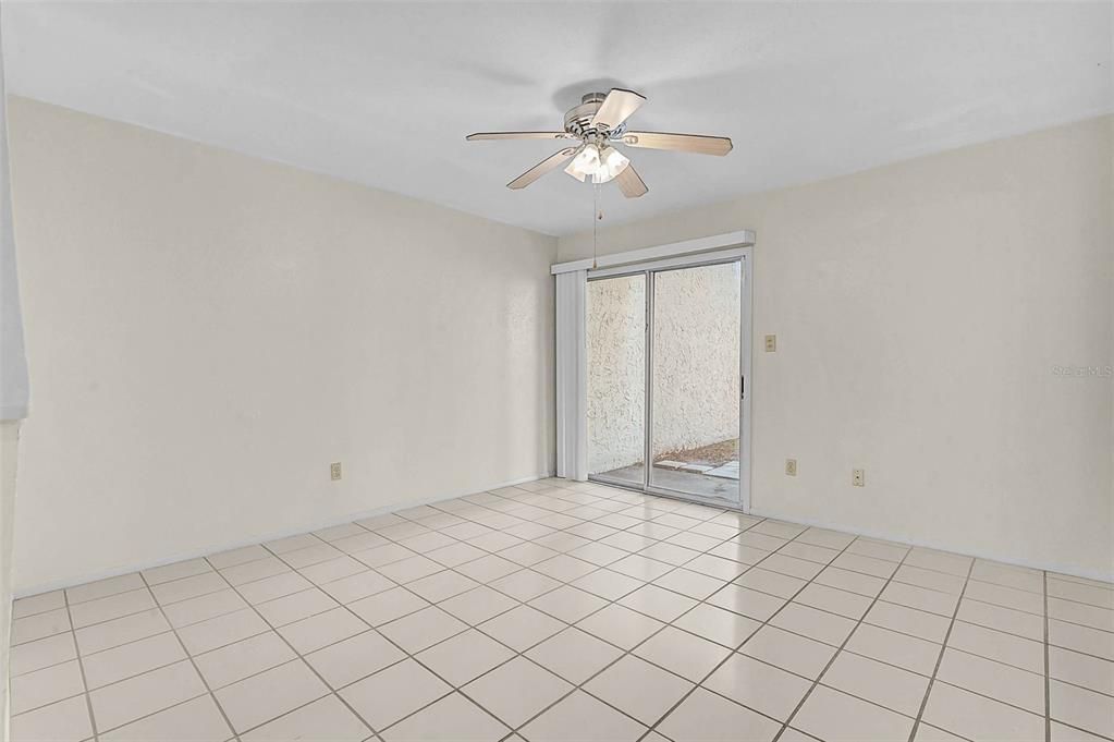 En Venta: $189,500 (2 camas, 2 baños, 1353 Pies cuadrados)