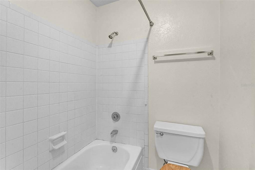 En Venta: $189,500 (2 camas, 2 baños, 1353 Pies cuadrados)