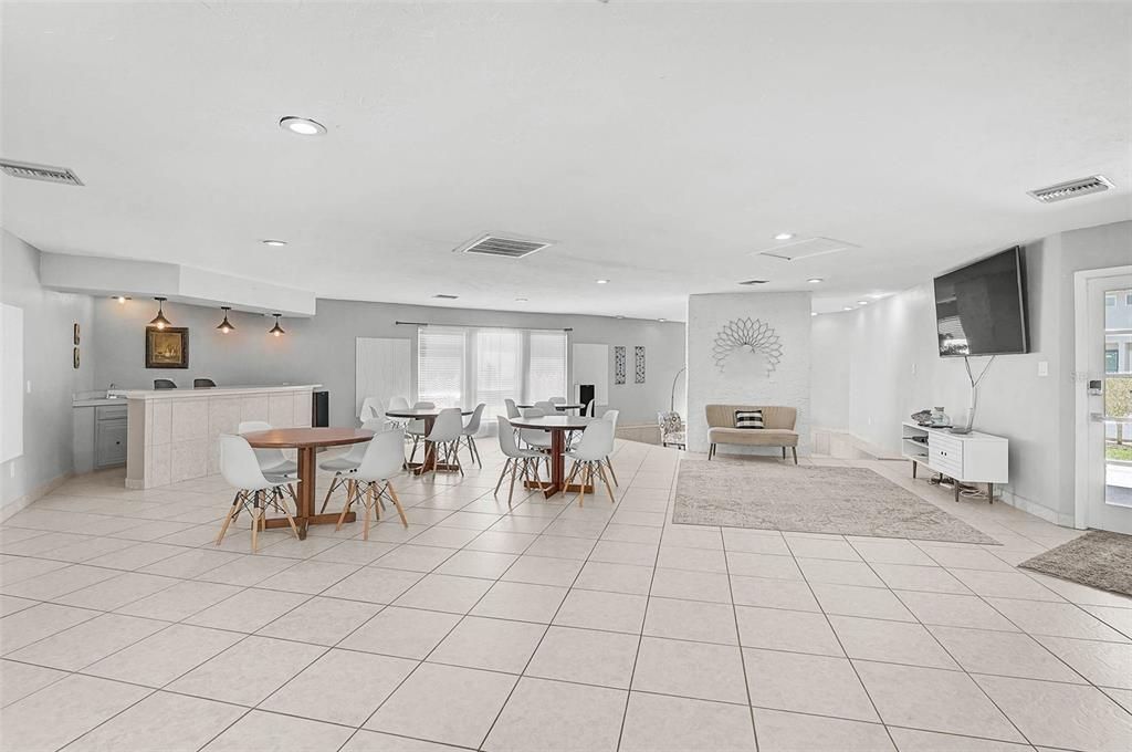 En Venta: $189,500 (2 camas, 2 baños, 1353 Pies cuadrados)