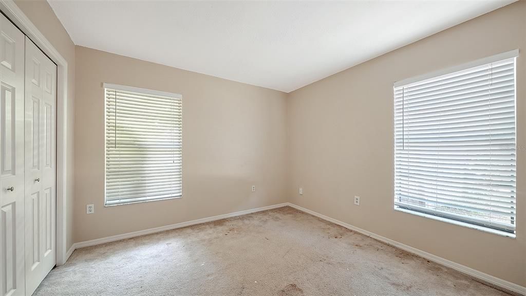 Activo con contrato: $445,000 (3 camas, 2 baños, 1500 Pies cuadrados)