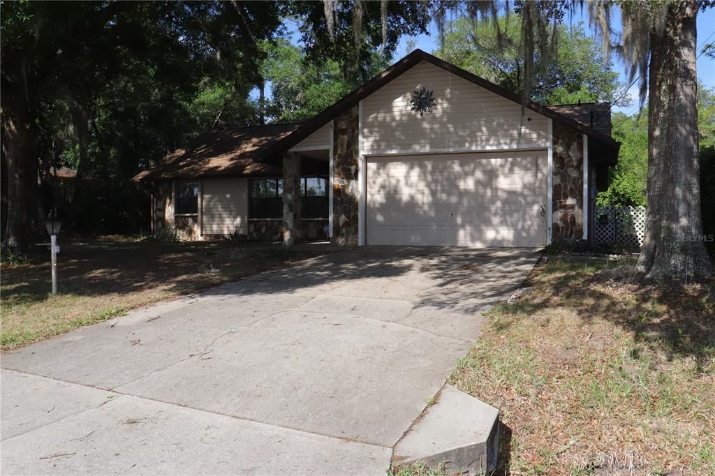 For Sale: $242,000 (3 beds, 2 baths, 1840 Square Feet)
