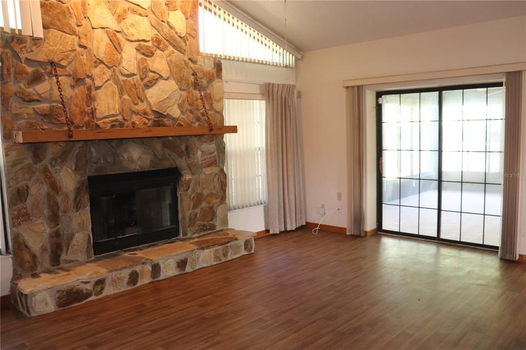 For Sale: $242,000 (3 beds, 2 baths, 1840 Square Feet)