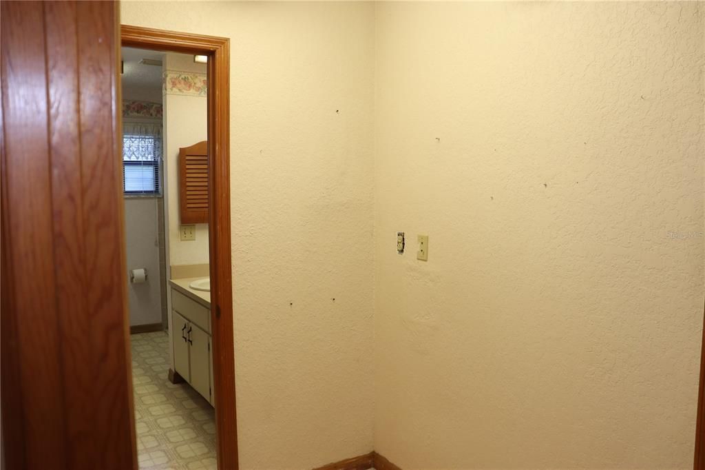 For Sale: $242,000 (3 beds, 2 baths, 1840 Square Feet)
