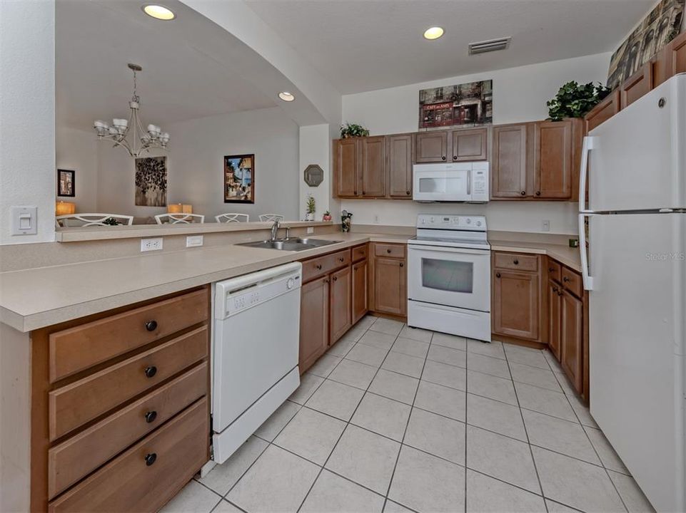 Activo con contrato: $199,900 (3 camas, 2 baños, 1446 Pies cuadrados)