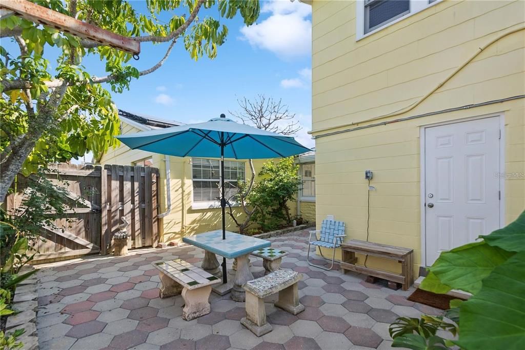 For Sale: $1,600,000 (0 beds, 0 baths, 2088 Square Feet)