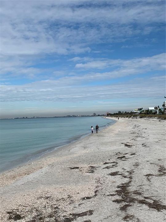 Active With Contract: $4,500 (2 beds, 2 baths, 1420 Square Feet)