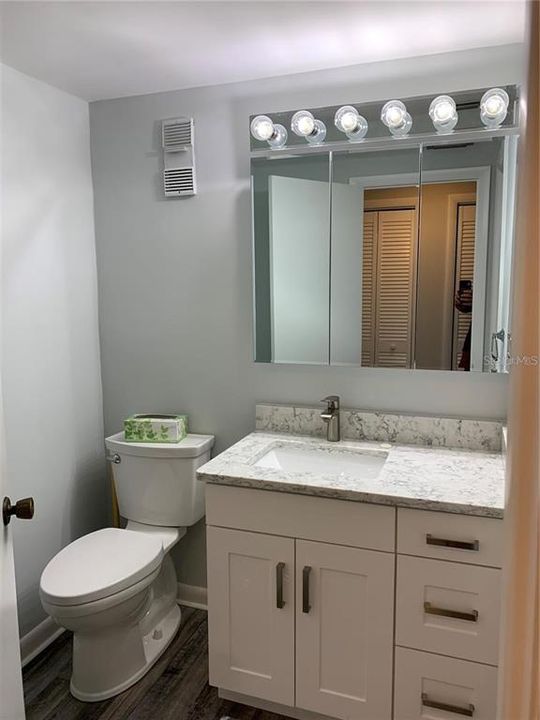 Active With Contract: $4,500 (2 beds, 2 baths, 1420 Square Feet)