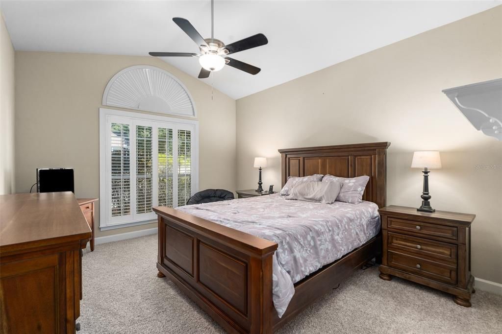 Active With Contract: $357,000 (3 beds, 2 baths, 1381 Square Feet)
