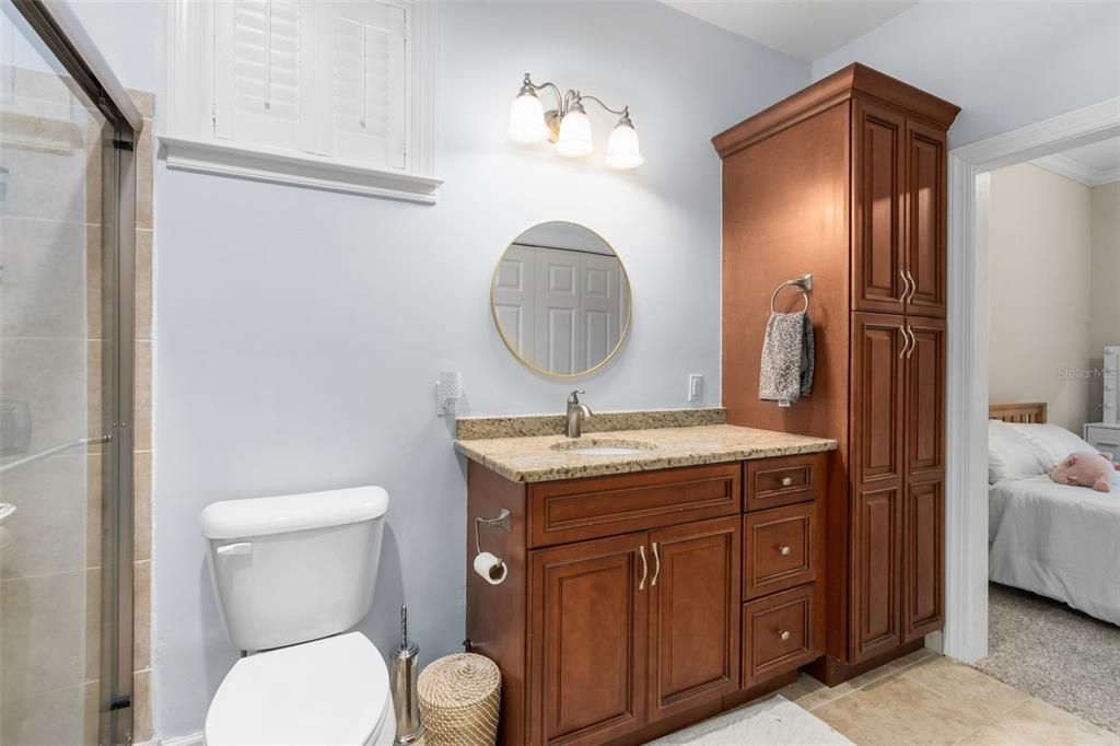 Active With Contract: $357,000 (3 beds, 2 baths, 1381 Square Feet)