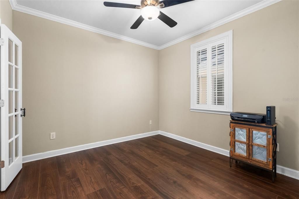 Active With Contract: $357,000 (3 beds, 2 baths, 1381 Square Feet)
