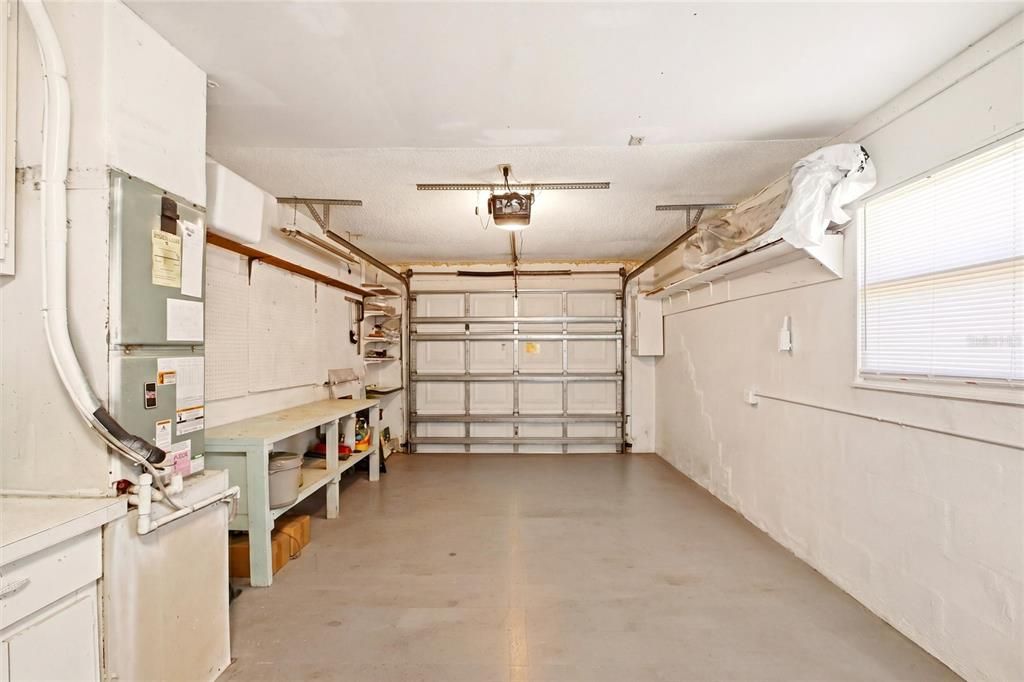 Activo con contrato: $269,000 (2 camas, 2 baños, 1014 Pies cuadrados)