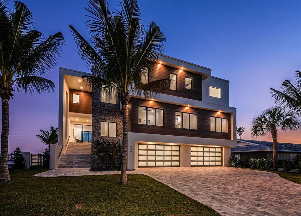 For Sale: $8,750,000 (5 beds, 5 baths, 5830 Square Feet)