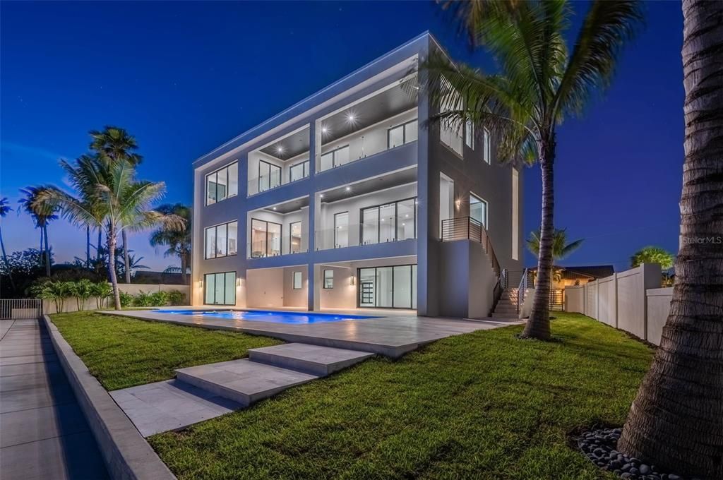 For Sale: $8,750,000 (5 beds, 5 baths, 5830 Square Feet)