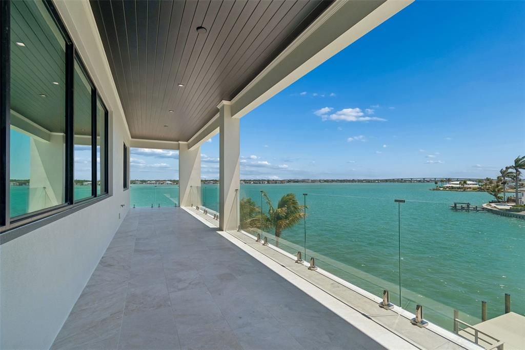 For Sale: $8,750,000 (5 beds, 5 baths, 5830 Square Feet)