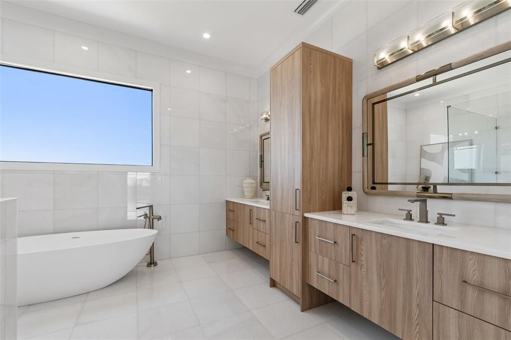 For Sale: $8,750,000 (5 beds, 5 baths, 5830 Square Feet)