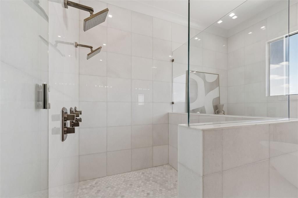 For Sale: $8,750,000 (5 beds, 5 baths, 5830 Square Feet)