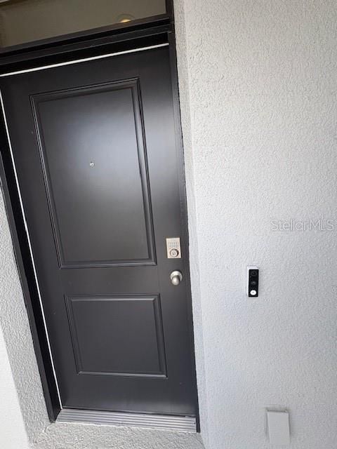 Activo con contrato: $2,150 (3 camas, 2 baños, 1673 Pies cuadrados)