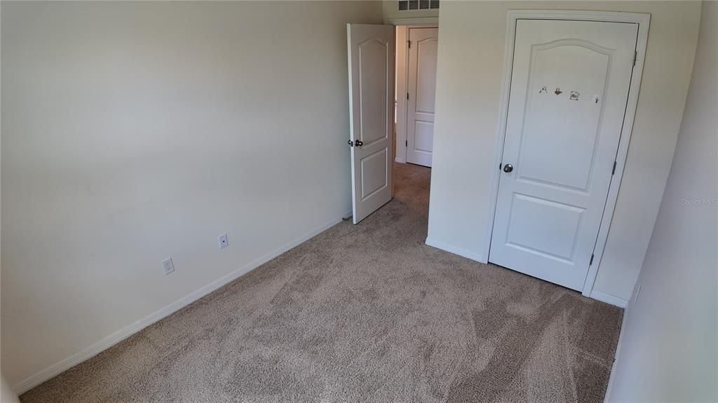 For Rent: $1,900 (3 beds, 2 baths, 1452 Square Feet)