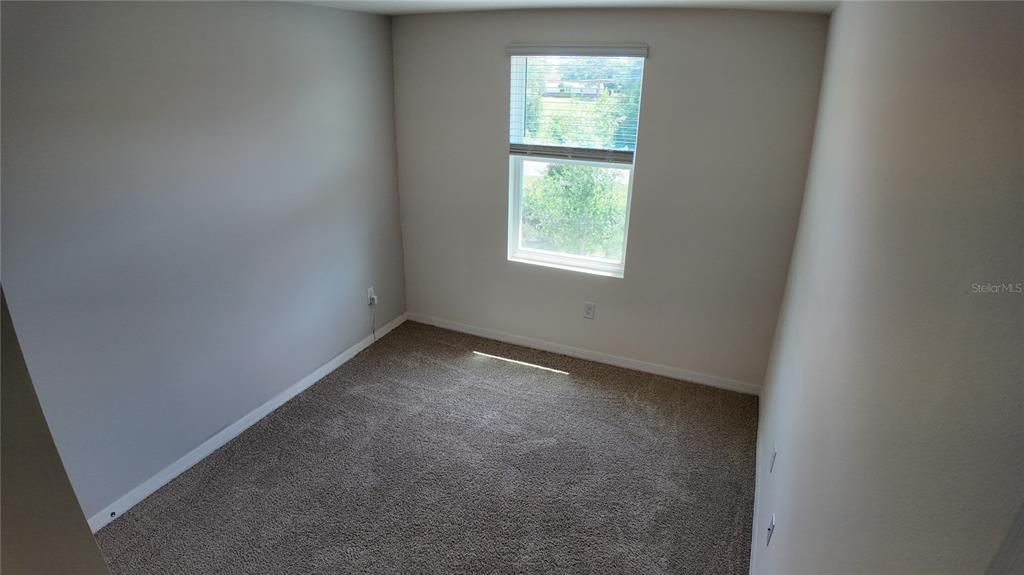 For Rent: $1,900 (3 beds, 2 baths, 1452 Square Feet)