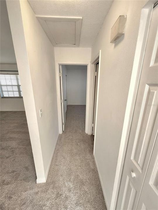 Active With Contract: $275,000 (3 beds, 2 baths, 1186 Square Feet)