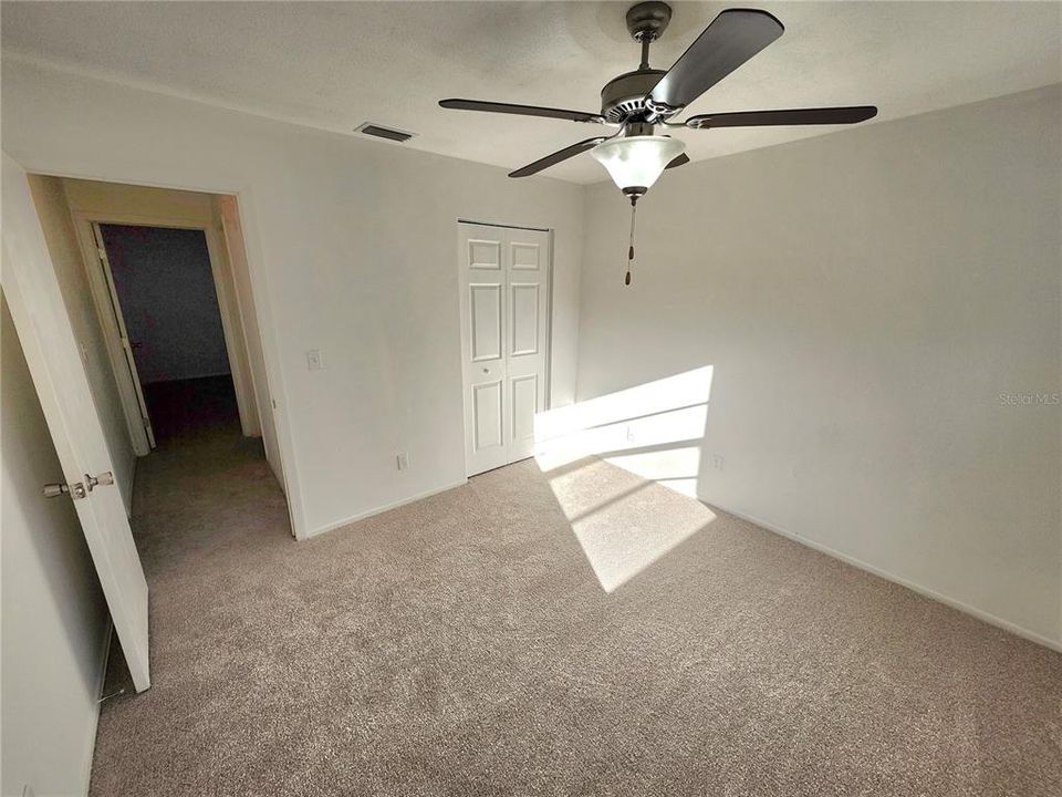 Active With Contract: $275,000 (3 beds, 2 baths, 1186 Square Feet)