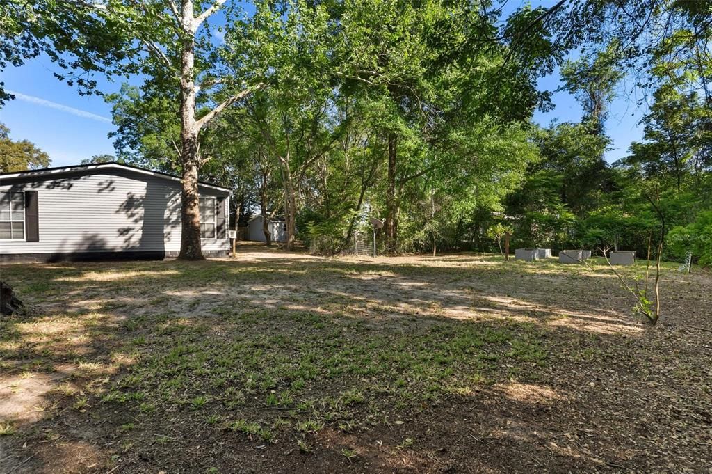 Active With Contract: $199,900 (2 beds, 2 baths, 1508 Square Feet)