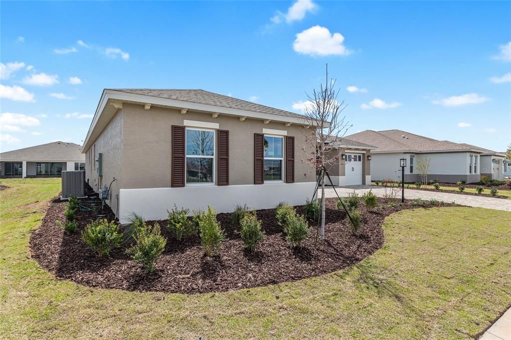 Active With Contract: $593,400 (3 beds, 3 baths, 2907 Square Feet)