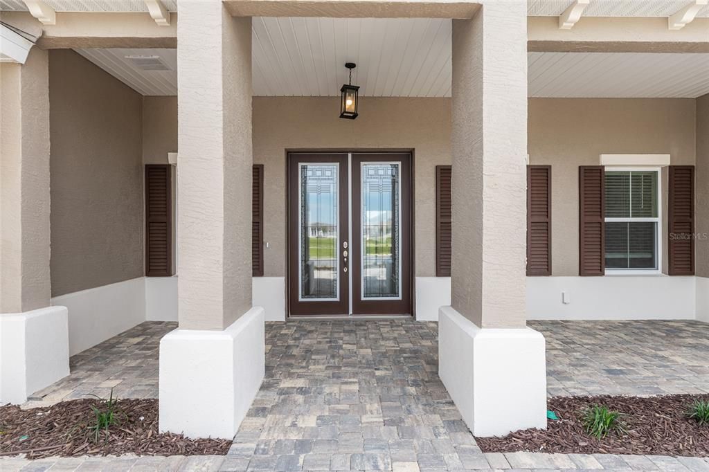 Active With Contract: $593,400 (3 beds, 3 baths, 2907 Square Feet)