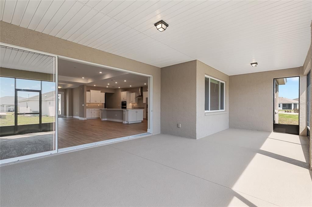 Active With Contract: $593,400 (3 beds, 3 baths, 2907 Square Feet)