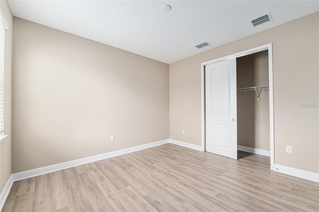 Active With Contract: $593,400 (3 beds, 3 baths, 2907 Square Feet)