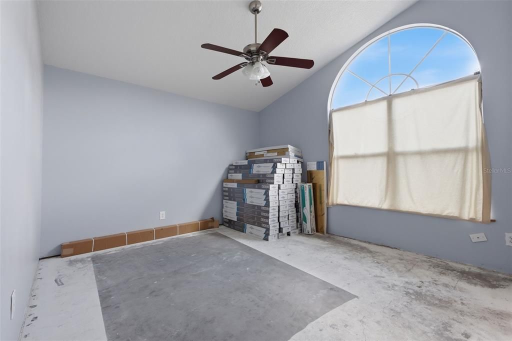 Active With Contract: $280,000 (3 beds, 2 baths, 1220 Square Feet)