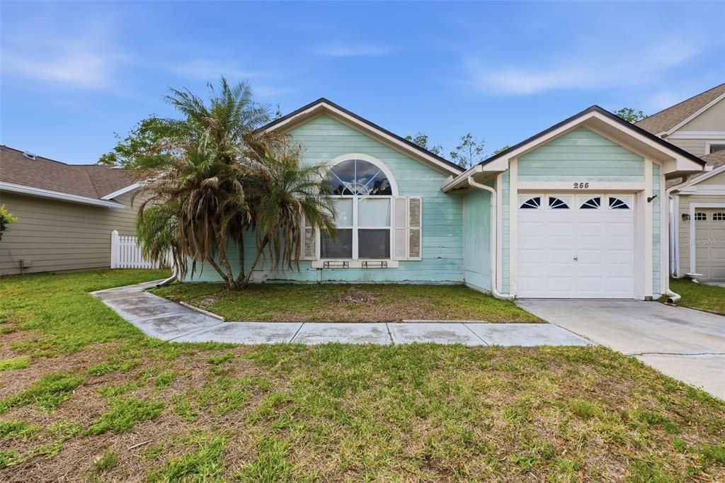 Active With Contract: $280,000 (3 beds, 2 baths, 1220 Square Feet)